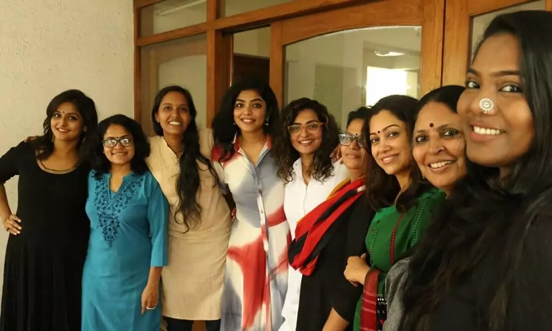 വിശദീകരണം ആവശ്യപ്പെട്ടില്ല; ചർച്ചക്കുള്ള സാധ്യത കൊട്ടിയടച്ചത് വിധു- ഡബ്ലിയു.സി.സി വിശദീകരണം ആവശ്യപ്പെട്ടില്ല; ചർച്ചക്കുള്ള സാധ്യത കൊട്ടിയടച്ചത് വിധു- ഡബ്ലിയു.സി.സി