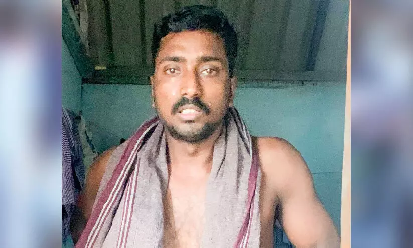 തമിഴ് യുവാവിന് പൊലീസ് മർദനമെന്ന് പരാതി തമിഴ് യുവാവിന് പൊലീസ് മർദനമെന്ന് പരാതി