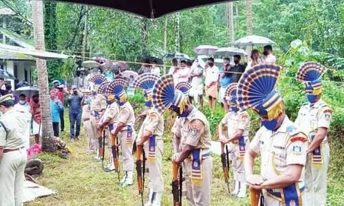 സൈനികന്​ നാടി​െൻറ യാത്രാമൊഴി