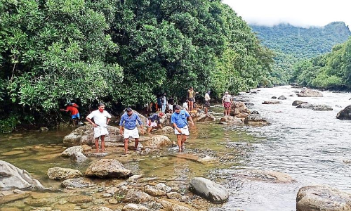ഒഴുക്കിൽപെട്ട കാടാമ്പുഴ സ്വദേശികളെ കണ്ടെത്തിയില്ല