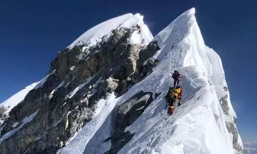 everest mountain