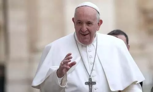 പോപി​െൻറ അടുത്ത സഹായിക്ക്​ കോവിഡ്​