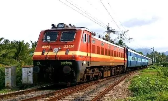 നാളെ മുതൽ ട്രെയിനില്ലാ കേരളം നാളെ മുതൽ ട്രെയിനില്ലാ കേരളം