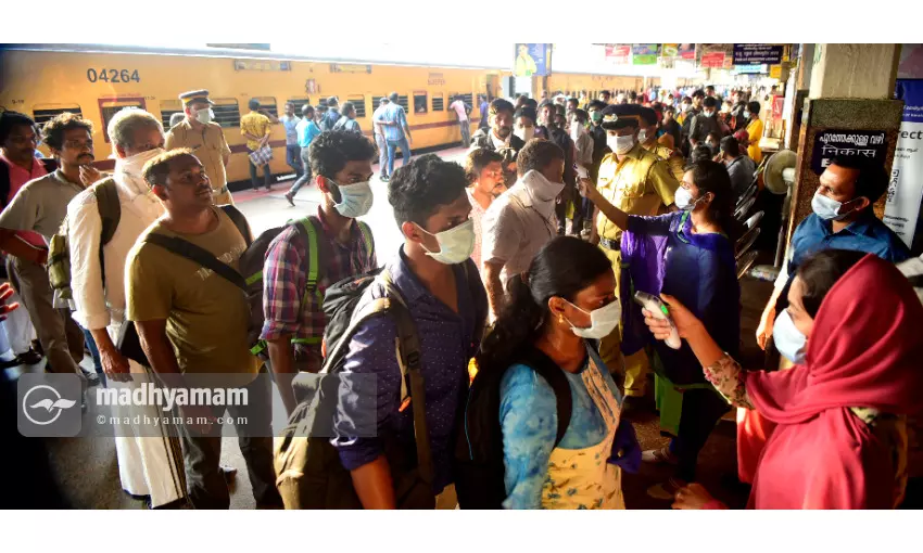 സംസ്ഥാനത്ത് ഇന്ന് 2988 പേര്ക്ക് കോവിഡ് സംസ്ഥാനത്ത് ഇന്ന് 2988 പേര്ക്ക് കോവിഡ്