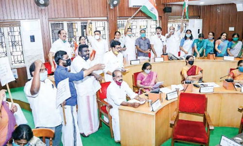 കോ​ർ​പ​റേ​ഷ​നി​ൽ മാ​സ്​​റ്റ​ർ പ്ലാ​ൻ പൈ​തൃ​ക വി​വാ​ദ ബ​ഹ​ളം