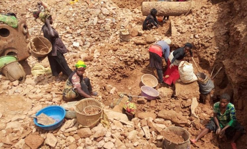 കിഴക്കൻ കോംഗോയിലെ സ്വർണ ഖനി അപകടത്തിൽ 50 പേർ മരിച്ചു