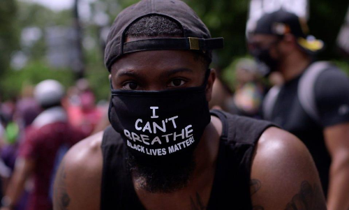 ഇറ്റലിയിൽ കറുത്ത വർഗക്കാരനെ അടിച്ചുകൊന്നു