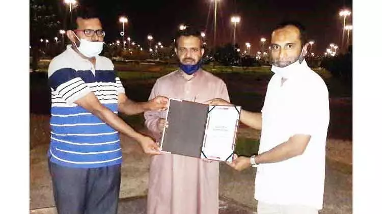 അ​ബ്​​ദു​ൽ മ​ജീ​ദ് സു​ഹ്‌​രി​ക്ക് യാ​ത്ര​യ​യ​പ്പ് ന​ൽ​കി