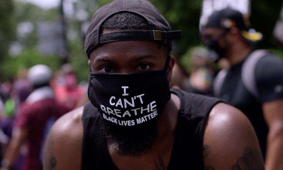 ഇറ്റലിയിൽ കറുത്ത വർഗക്കാരനെ അടിച്ചുകൊന്നു ഇറ്റലിയിൽ കറുത്ത വർഗക്കാരനെ അടിച്ചുകൊന്നു