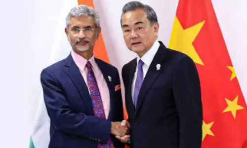 വി​ശ്വ​സി​ക്കാ​ത്ത അ​യ​ൽ​ക്കാ​രു​ടെ അ​സ​മാ​ധാ​ന ച​ർ​ച്ച​ക​ൾ