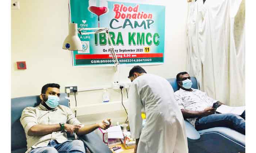 ഇ​ബ്ര കെ.​എം.​സി.​സി ര​ക്ത​ദാ​ന ക്യാ​മ്പ്​​ സം​ഘ​ടി​പ്പി​ച്ചു