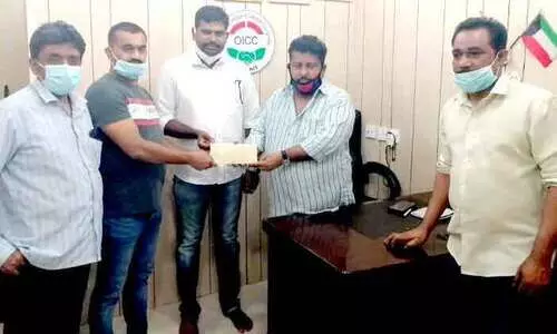 സാ​മ്പ​ത്തി​ക സ​ഹാ​യം ന​ൽ​കി