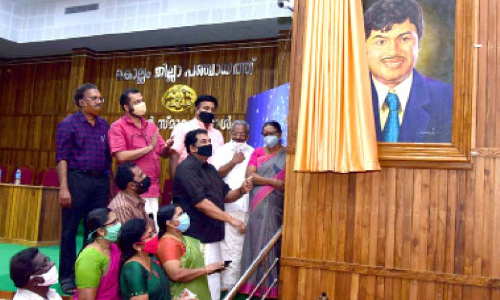 ജയൻ സ്മാരക ഹാൾ നാടിന് സമർപ്പിച്ചു