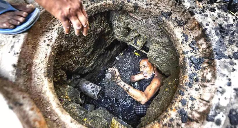 തോട്ടിപ്പണിക്ക്​ ശിക്ഷ കഠിനമാക്കും; ​ഭേ​ദ​ഗ​തി ബി​ൽ നാ​ളെ പാ​ർ​ല​മെൻറി​ൽ