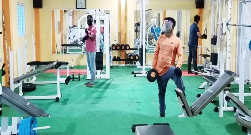 അടച്ചുപൂട്ടലുകൾക്കു ശേഷം ജിംനേഷ്യങ്ങൾ തുറന്നു