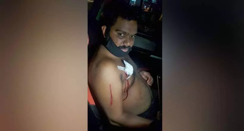 ഓട്ടോഡ്രൈവറെ വെട്ടിപ്പരിക്കേൽപിച്ചു ഓട്ടോഡ്രൈവറെ വെട്ടിപ്പരിക്കേൽപിച്ചു