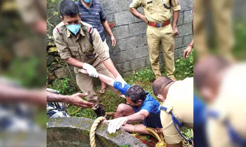 ഒരുരാത്രി കിണറ്റിൽ; ഒടുവിൽ ഫയർഫോഴ്സ് രക്ഷിച്ചു