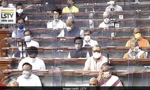 പാർലമെൻറ് സമ്മേളനത്തിൻെറ ആദ്യ ദിനം കോവിഡ് സ്ഥിരീകരിച്ചത് 25 എം.പിമാർക്ക്