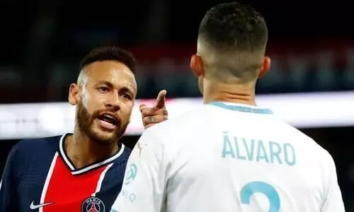 ​കളിക്കിടെ തന്നെ കുരങ്ങനെന്നു വിളിച്ചു, അവ​െൻറ മുഖത്തടിക്കാൻ കഴിയാത്തതിൽ സങ്കടം