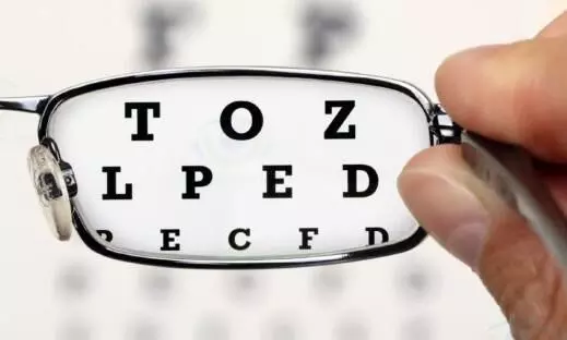 100 കുടുംബാരോഗ്യകേന്ദ്രങ്ങളിൽ നേത്രപരിശോധന 100 കുടുംബാരോഗ്യകേന്ദ്രങ്ങളിൽ നേത്രപരിശോധന