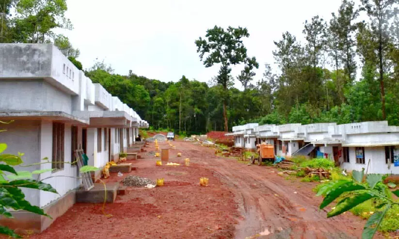 കന്നട മണ്ണിലെ പടന്ന വില്ലേജ് ഒരുങ്ങി