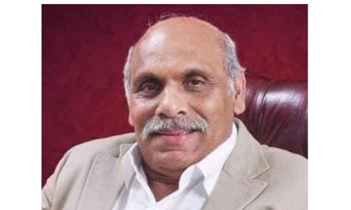 അ​ഹ​മ്മ​ദ് പു​ളി​ക്ക​ലി​നെ പ്ര​വി​ശ്യ കെ.​എം.​സി.​സി അ​ഭി​ന​ന്ദി​ച്ചു