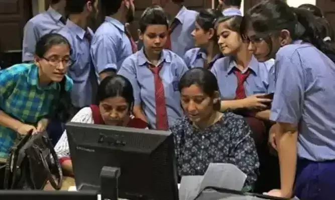 പ്ലസ്​ വൺ മുന്നാക്ക സംവരണം: ആളില്ലാ സീറ്റുകൾ കൂടുതൽ സീറ്റില്ലാ ജില്ലകളിൽ