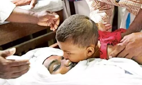 രാ​ഷ്​​ട്രീ​യ ര​ക്ത​ദാ​ഹം സാ​ക്ഷ​ര കേ​ര​ള​ത്തി​ന്​ അ​പ​മാ​നം