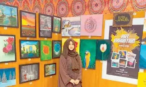 വിസ്​മയിപ്പി​ക്കു​ന്ന വ​ര​ക​ളു​മാ​യി ന​സ്​​റി​ൻ സ​ഫീ​ർ