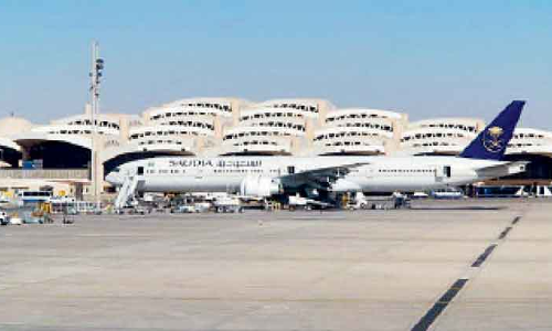 ഭാ​ഗി​ക​മാ​യ രാ​ജ്യാ​ന്ത​ര യാ​ത്രാ​നു​മ​തി​ ഇ​ന്നു മു​ത​ൽ: വി​മാ​ന​ത്താ​വ​ള​ങ്ങ​ളിൽ ഒ​രു​ക്കം തു​ട​ങ്ങി