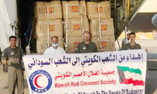 മൂന്നാം ദിവസവും കുവൈത്ത് സുഡാനിലേക്ക് സഹായ വസ്തുക്കൾ അയച്ചു മൂന്നാം ദിവസവും കുവൈത്ത് സുഡാനിലേക്ക് സഹായ വസ്തുക്കൾ അയച്ചു