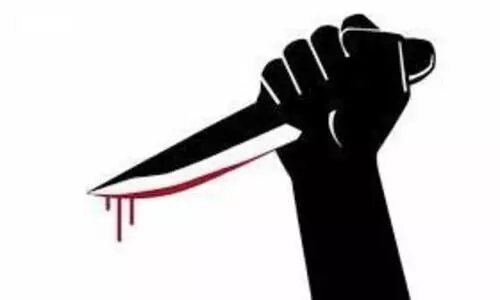 ഹോട്ടലിൽ ഭക്ഷണം കഴിക്കാനെത്തിയ സംഘങ്ങൾ ഏറ്റുമുട്ടി: രണ്ട്​ യുവാക്കൾക്ക്​​ വെ​ട്ടേറ്റു