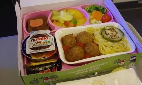 ഓൺലൈൻ ഭക്ഷണ വിതരണം ഹോട്ടലുകാർ നേരിട്ടും