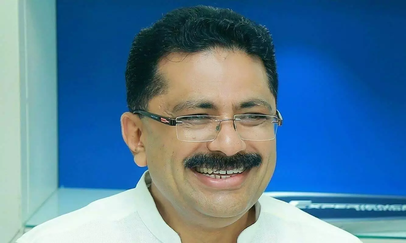 ജലീലിനെ എല്ലാവർക്കും അറിയാം, അദ്ദേഹം നല്ല ഈമാനുള്ള മനുഷ്യൻ -എ.കെ. ബാലൻ ജലീലിനെ എല്ലാവർക്കും അറിയാം, അദ്ദേഹം നല്ല ഈമാനുള്ള മനുഷ്യൻ -എ.കെ. ബാലൻ