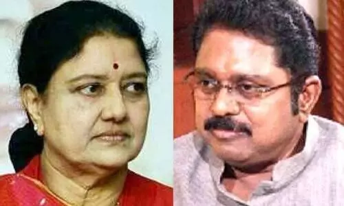 ശശികല ജനുവരി 27ന്​ മോചിതയാവും; രാഷ്​ട്രീയ നീക്കങ്ങളുമായി ദിനകരൻ