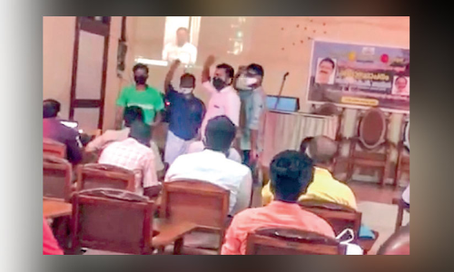 മന്ത്രിയുടെ ഓൺലൈൻ ഉദ്ഘാടനം യൂത്ത് ലീഗ് തടസ്സപ്പെടുത്തി