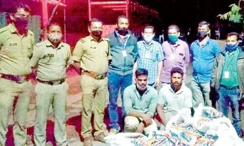 20,000 പാക്കറ്റ് ഹാൻസ് പിടികൂടി