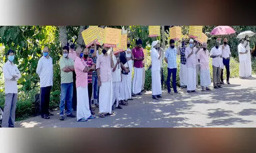 ദേശീയപാതക്കായി വീണ്ടും കുടിയൊഴിപ്പിക്കൽ നീക്കം; ചേരാനല്ലൂരിൽ സർവേ തടഞ്ഞു