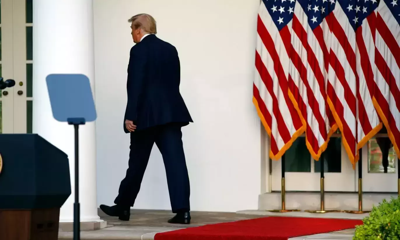 അമേരിക്കൻ ചരിത്രത്തി​െൻറ അന്ത്യം അമേരിക്കയിൽ നിന്നു തന്നെ