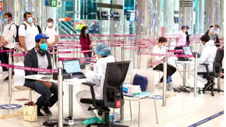 സന്ദർശക വിസ: പുതിയ നിബന്ധന പിൻവലിച്ചു സന്ദർശക വിസ: പുതിയ നിബന്ധന പിൻവലിച്ചു