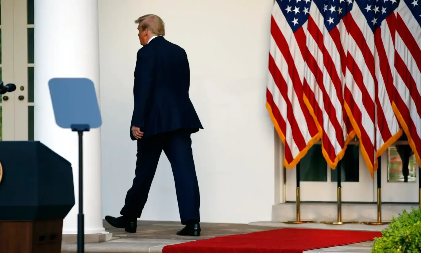 അമേരിക്കൻ ചരിത്രത്തിെൻറ അന്ത്യം അമേരിക്കയിൽ നിന്നു തന്നെ അമേരിക്കൻ ചരിത്രത്തിെൻറ അന്ത്യം അമേരിക്കയിൽ നിന്നു തന്നെ