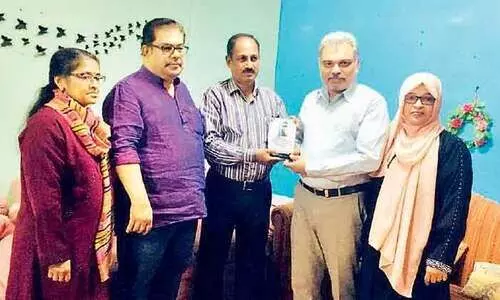 യാ​ത്ര​യ​യ​പ്പ് ന​ൽ​കി