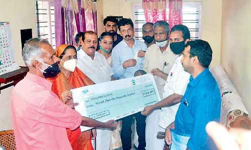 സുലൈമാ​െൻറ കുടുംബത്തിന്​ ധനസഹായം കൈമാറി