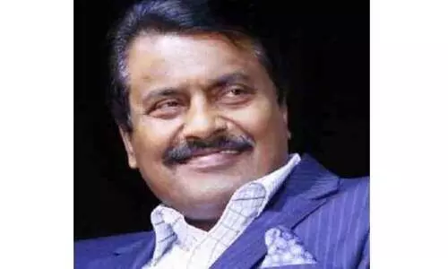 സ​മാ​ജം മു​ന്നി​ട്ടി​റ​ങ്ങി​യ​ത്​ പ്ര​വാ​സി​ക​ളു​ടെ പ്ര​യാ​സം അ​റി​ഞ്ഞ​തി​നാ​ൽ –പി.​വി. രാ​ധാ​കൃ​ഷ്​​ണ​പി​ള്ള