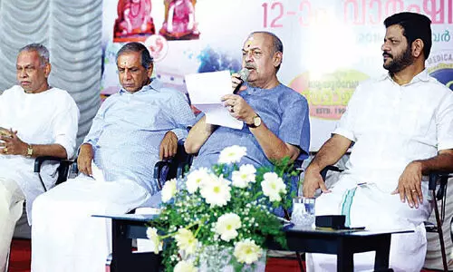 ഡോ. ​കൃഷ്​ണകുമാറുമായി ഹൃദയബന്ധം സൂക്ഷിച്ച്​ ചെറുതുരുത്തി