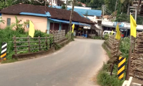 ദേശീയപാതയിൽ കുപ്പിക്കഴുത്തായി വാളക്കോട് പാലം;  അപകടം പതിവ്