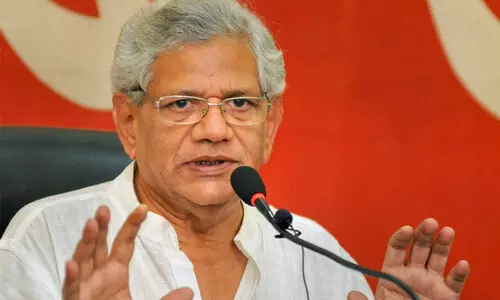 എല്ലാം കോടിയേരി പറഞ്ഞിട്ടുണ്ട്​; നിയമം നിയമത്തിൻെറ വഴിക്ക്​ പോക​ട്ടെ -യെച്ചൂരി