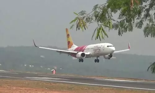 മഴ കഴിഞ്ഞാൽ കരിപ്പൂരിൽ വലിയ വിമാനങ്ങൾ മഴ കഴിഞ്ഞാൽ കരിപ്പൂരിൽ വലിയ വിമാനങ്ങൾ