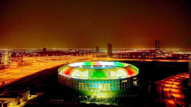 അണിഞ്ഞൊരുങ്ങി സ്റ്റേഡിയങ്ങൾ; രണ്ട് ദിനം അപ്പുറം െഎ.പി.എൽ അണിഞ്ഞൊരുങ്ങി സ്റ്റേഡിയങ്ങൾ; രണ്ട് ദിനം അപ്പുറം െഎ.പി.എൽ