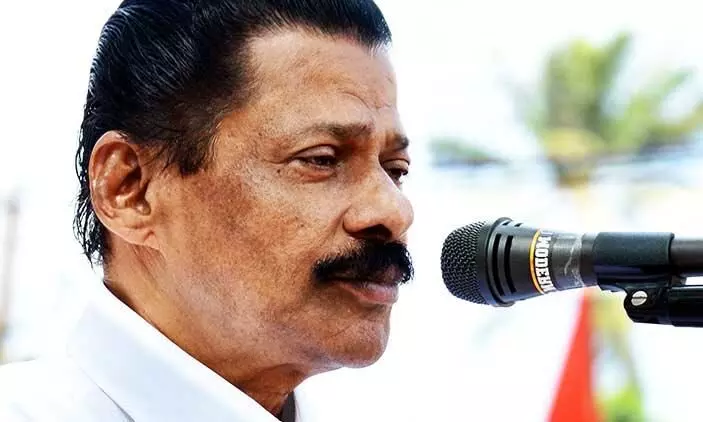 ജലീൽ രാജിവെക്കേണ്ടതില്ല; സ്വർണക്കടത്തിൽ വി. മുരളീധരനാണ് ഒന്നാംപ്രതി -എം.വി ഗോവിന്ദൻ ജലീൽ രാജിവെക്കേണ്ടതില്ല; സ്വർണക്കടത്തിൽ വി. മുരളീധരനാണ് ഒന്നാംപ്രതി -എം.വി ഗോവിന്ദൻ